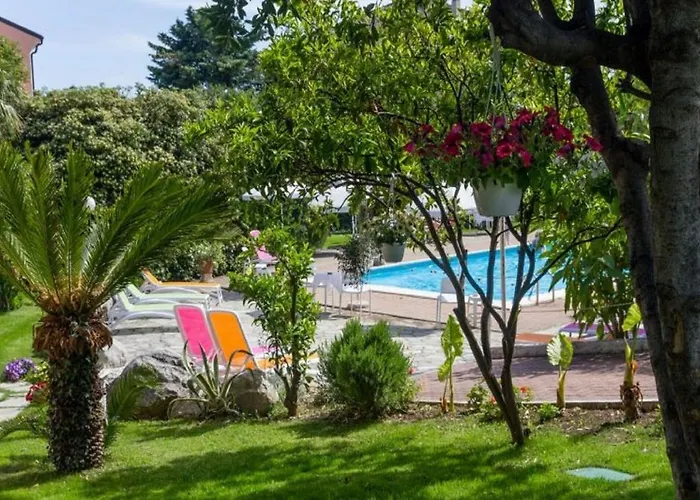 Appartement Paola Int. 11 *