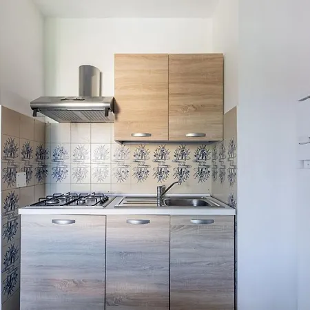 Paola Int. 11 Apartment Loano